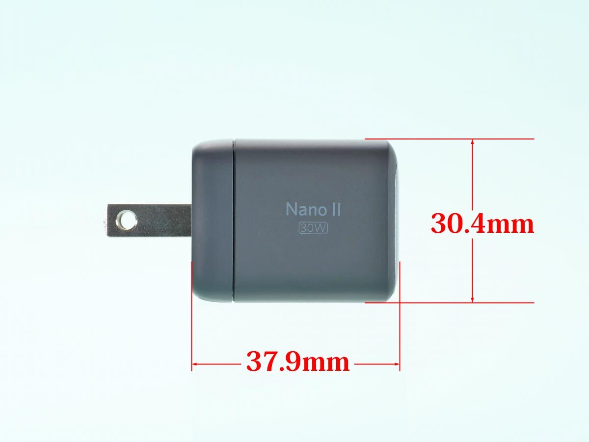 07
Anker Nano II 30W PD 充電器
寸法_横