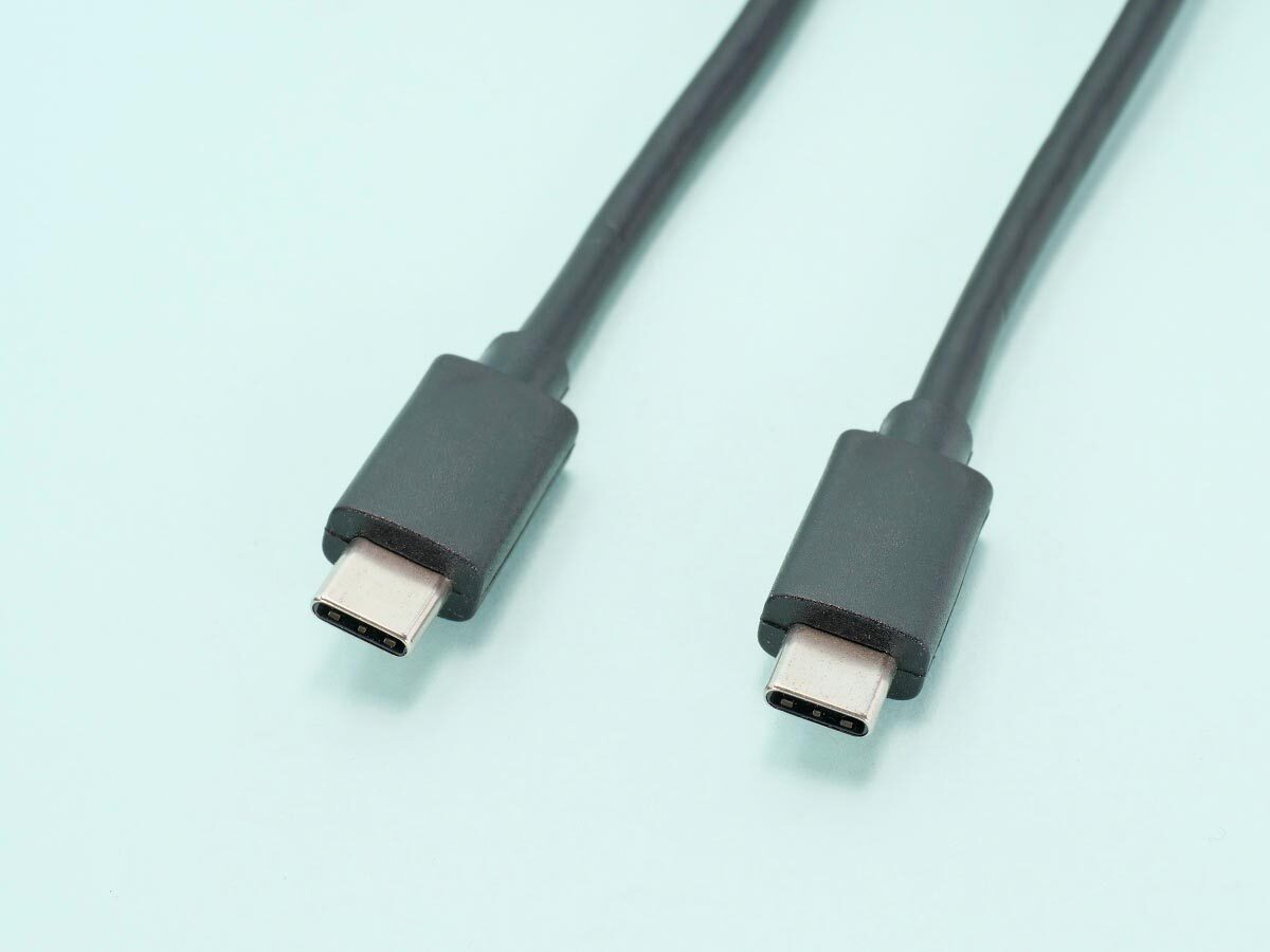 03
Salcar USB-C 2.5インチ SATA HDD/SSDケース
付属ケーブル