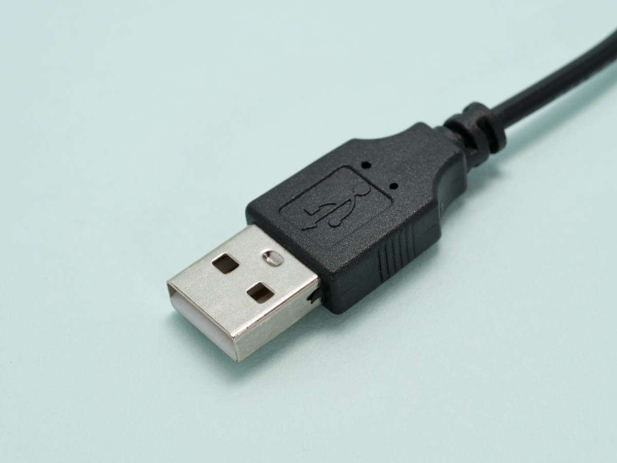 05
ELUTENG USB 冷却ファン 12cm
本体_USB-A端子