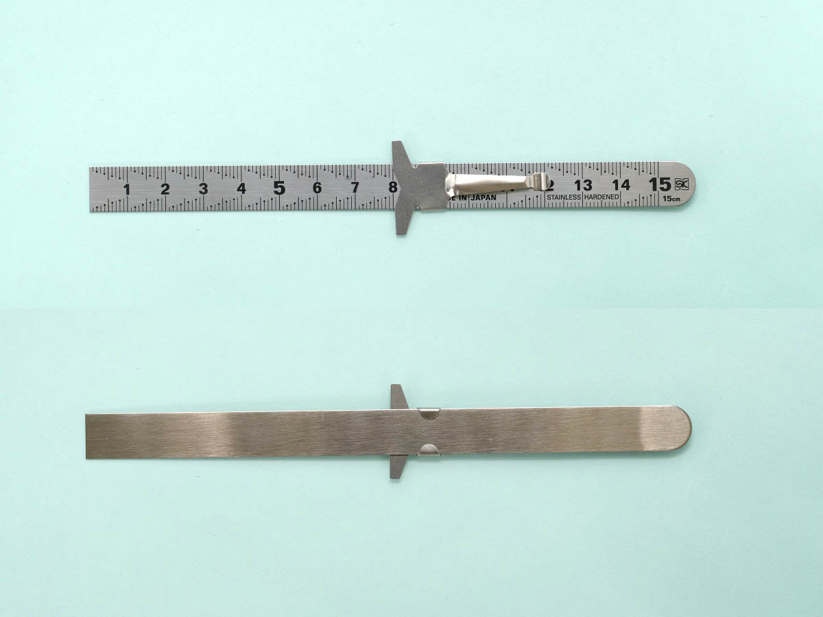 02
新潟精機 クリップスケール 快段目盛 15cm SVC-15KD
裏表