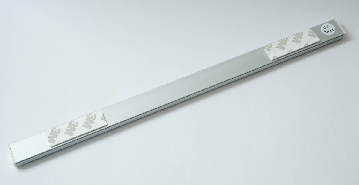 09
FUJIMORI LED バーライト 30cm
両面テープ